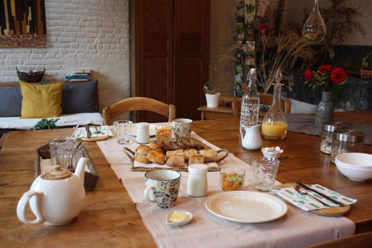 L'Atterrissage Bed & Breakfast Santes Екстериор снимка