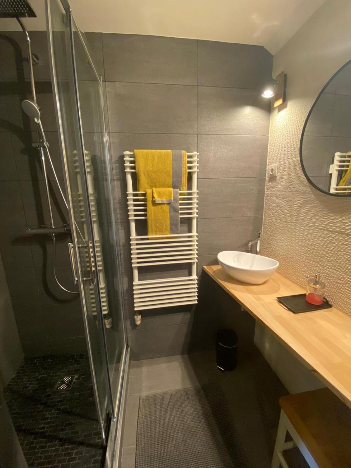 L'Atterrissage Bed & Breakfast Santes Екстериор снимка