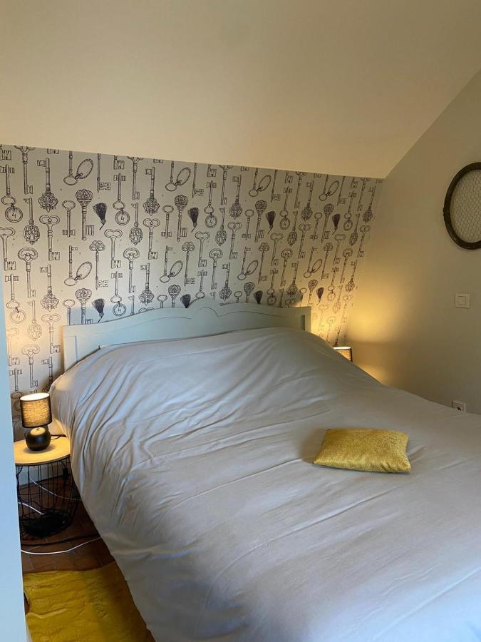 L'Atterrissage Bed & Breakfast Santes Екстериор снимка